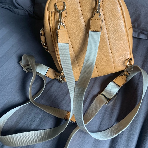 Michael Kors small backpack - Picture 3 of 3